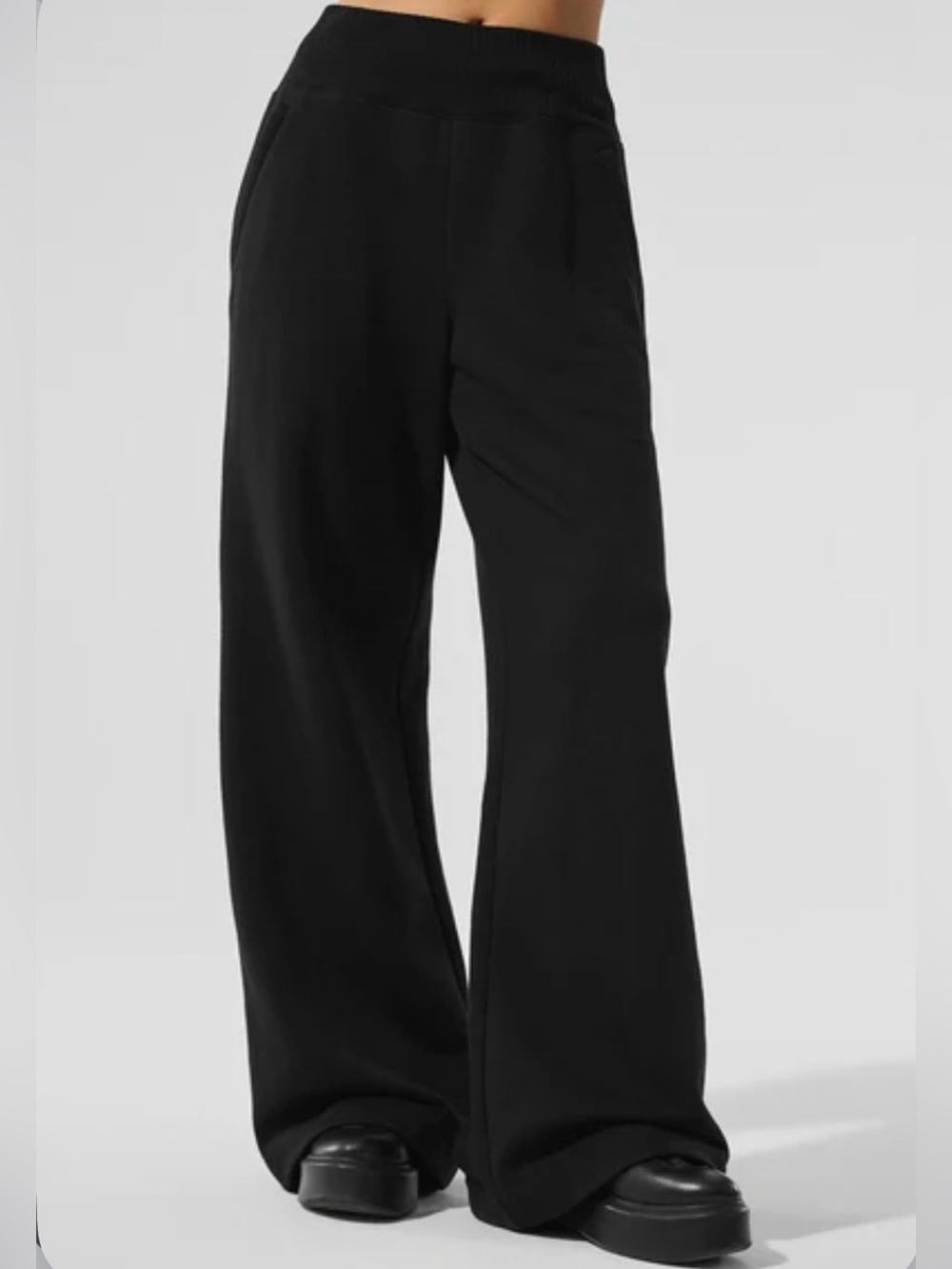 Alo Yoga Serenity Pant